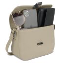 Bugatti Crossbody kabelka přes rameno Nela 49384850 béžová přihrádky