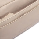 The Chesterfield Brand Dámská kabelka přes rameno Liora C48.142006 smetanová logo