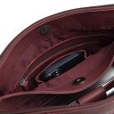The Chesterfield Brand Dámská kabelka přes rameno Marvos C48.142418 vínově červená vnitřní přihrádky