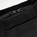 The Chesterfield Brand Dámská kožená kabelka do ruky i přes rameno Lunera C48.140000 černá logo