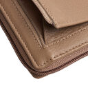 The Chesterfield Brand Dámská kožená peněženka RFID Mirelle béžová detail