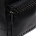 The Chesterfield Brand Dámský kožený batoh Calabria C58.032100 černý - zipová přihrádka na přední straně batohu