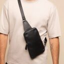 The Chesterfield Brand Kožená crossbody taška Isley C58.034700 černá jako crossbody