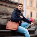 The Chesterfield Brand Kožená taška přes rameno na notebook C48.055231 Richard koňak přes rameno