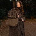 BURKELY kožená hobo kabelka Sierra 1002103.25.25 světle hnědá na modelce