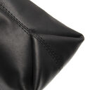 The Chesterfield Brand Dámská kožená kabelka přes rameno Christie C48.138100 černá  detail