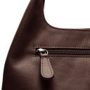 The Chesterfield Brand Kožená kabelka do ruky i přes rameno Salina C48.141001 hnědá zadní přihrádka