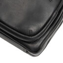 The Chesterfield Brand kožená kabelka do ruky i přes rameno Vayenne C48.144900 černá detail