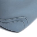 The Chesterfield Brand Kožená kabelka do ruky i přes rameno Zarita C48.142215 světle modrá detail