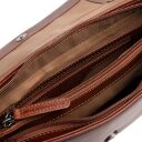 The Chesterfield Brand Kožená kabelka přes rameno Zora C48.144431 koňaková vnitřní přihrádky