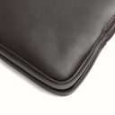 The Chesterfield Brand kožená kabelka přes rameno / crossbody Caia C48.144601 hnědá detail