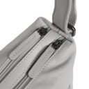 DANIEL RAY kabelka přes rameno / crossbody Muswellbrook DRL 16.1598.59 světle šedá detail zipů