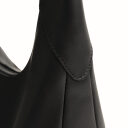 The Chesterfield Brand Kožená kabelka přes rameno Neya C48.144700 černá detail prošití