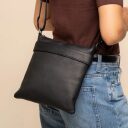 The Chesterfield Brand kožená kabelka přes rameno Trenton C48.144100 černá jako crossbody