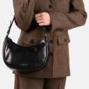 BURKELY kožená kabelka přes rameno Vintage Veda 1001503.77.10 černá na modelce