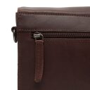 Dámská kožená kabelka s klopou The Chesterfield Brand Aviles C48.130501 hnědá - zipová přihrádka na zadní straně