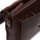 Dámská kožená kabelka s klopou The Chesterfield Brand Aviles C48.130501 hnědá - vnitřní přihrádky