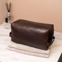 The Chesterfield Brand Kožená kosmetická taška Montelaro C08.063901 hnědá product foto