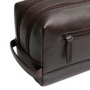 The Chesterfield Brand Kožená kosmetická taška Montelaro C08.063901 hnědá zadní přihrádka