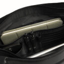 The Chesterfield Brand Kožená shopper kabelka Anira C38.023100 černá vnitřní přihrádky