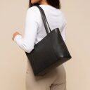 The Chesterfield Brand Kožená shopper kabelka Anira C38.023100 černá přes rameno