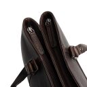 The Chesterfield Brand Kožená shopper kabelka na notebook 14" Alverino C38.022901 hnědá detail zip