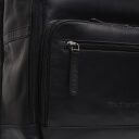 The Chesterfield Brand Kožený batoh na notebook Marek černý detail