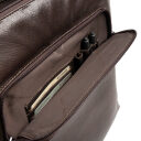The Chesterfield Brand Kožený batoh na notebook Rosverra C58.034901 hnědý přední přihrádka
