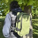 BestWay Palubní batoh do letadla 40x20x25 cm Cabin Pro Storm 40350-1300 khaki na zádech