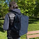 BestWay Palubní batoh do letadla 40x20x25 cm Cabin Pro Storm 40350-5000 modrý na zádech
