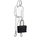 Daniel Ray shopper kabelka L Kathu DR18.1693.10 modrá v ruce