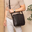 Klopová kožená taška přes rameno The Chesterfield Brand  Raphael C48.055101 hnědá