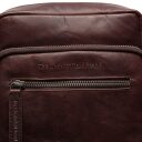 Kožená taška přes rameno The Chesterfield Brand Arenas C48.127201 hnědá - zipová přihrádka