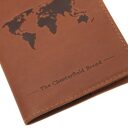 Obal na cestovní pas z kvalitní voskované kůže koňakový The Chesterfield Brand C08.048831 - detail